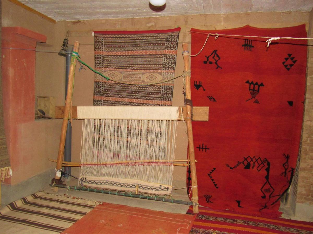 Dounia Hostel Tinghir Bagian luar foto