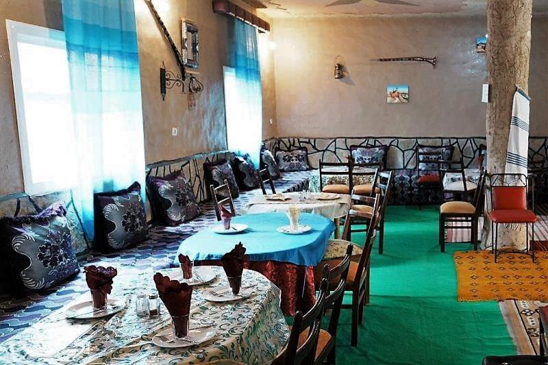 Dounia Hostel Tinghir Bagian luar foto
