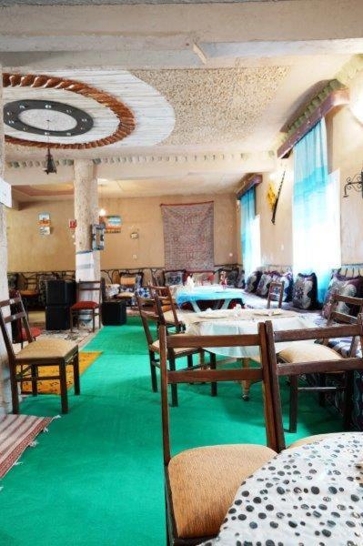 Dounia Hostel Tinghir Bagian luar foto