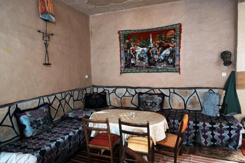 Dounia Hostel Tinghir Bagian luar foto