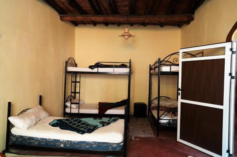 Dounia Hostel Tinghir Bagian luar foto