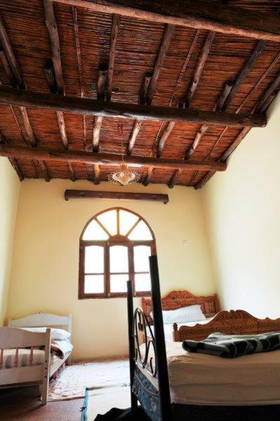 Dounia Hostel Tinghir Bagian luar foto