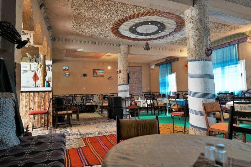 Dounia Hostel Tinghir Bagian luar foto