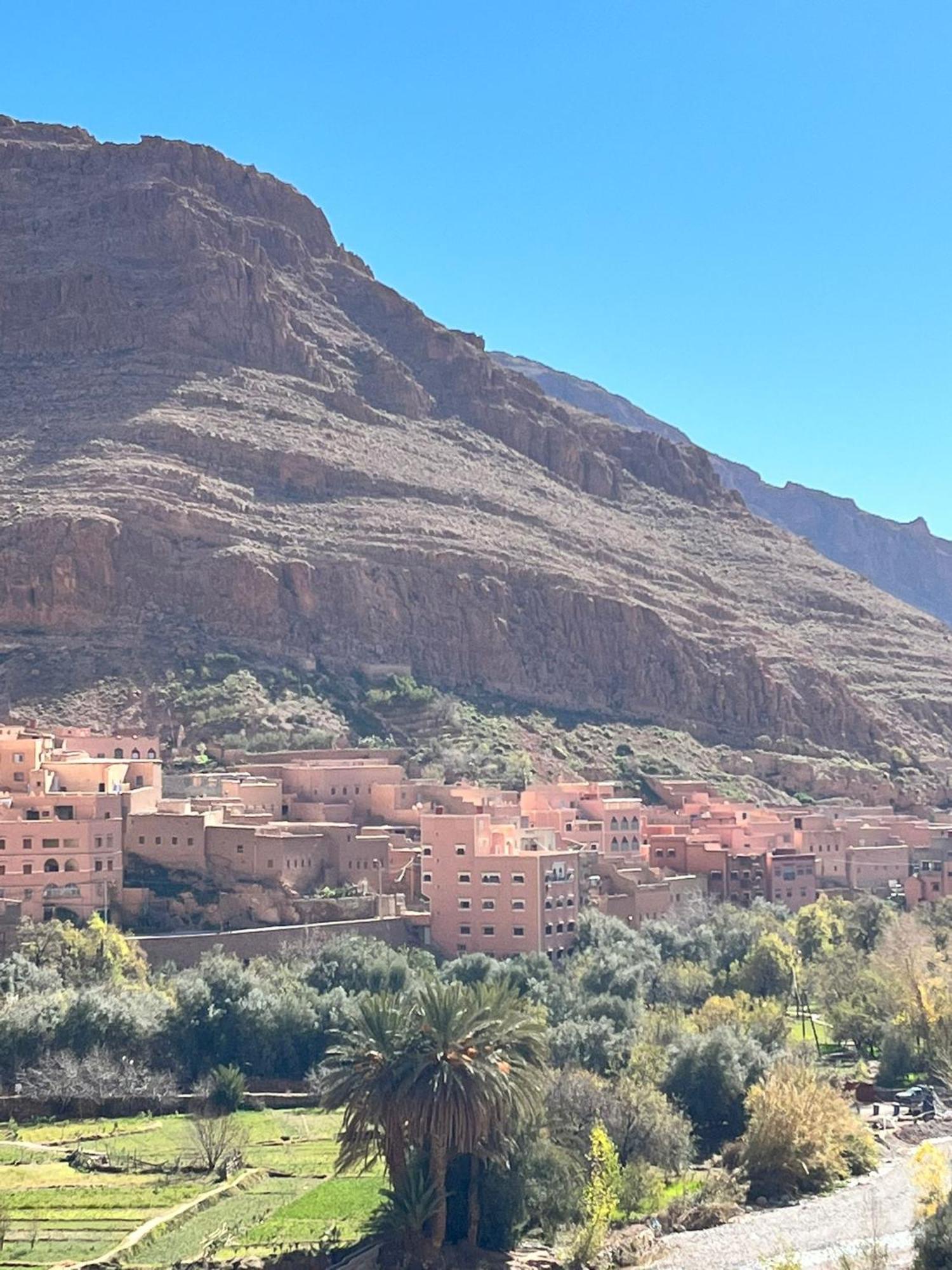Dounia Hostel Tinghir Bagian luar foto