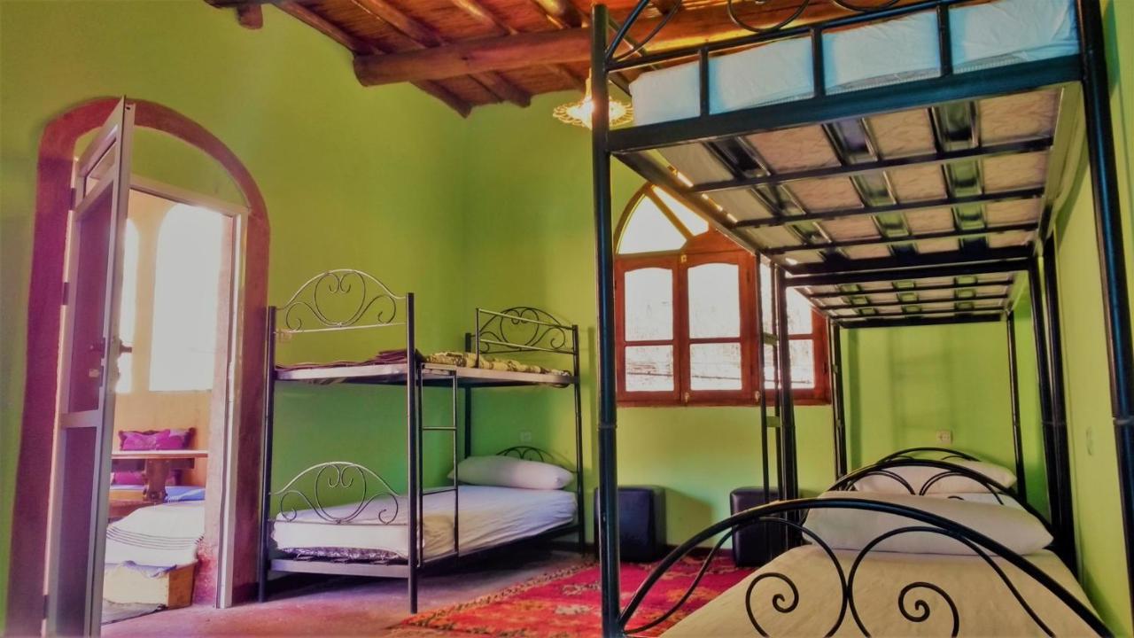Dounia Hostel Tinghir Bagian luar foto